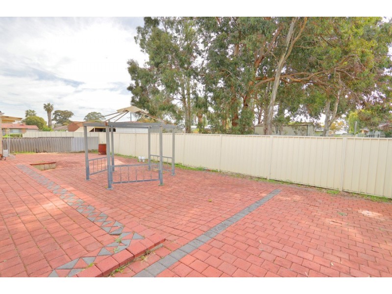 93 William Street, Beckenham WA 6107