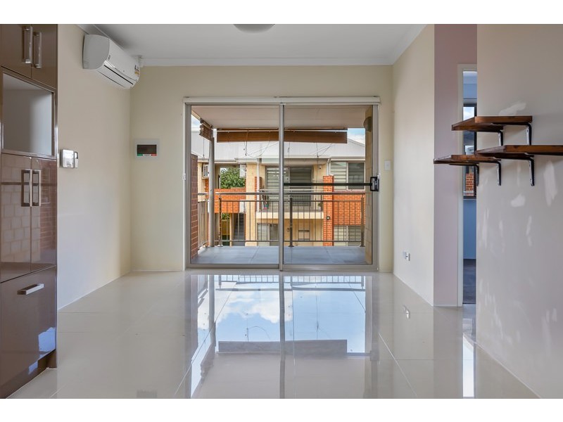 20/9 Henry Street, East Cannington WA 6107