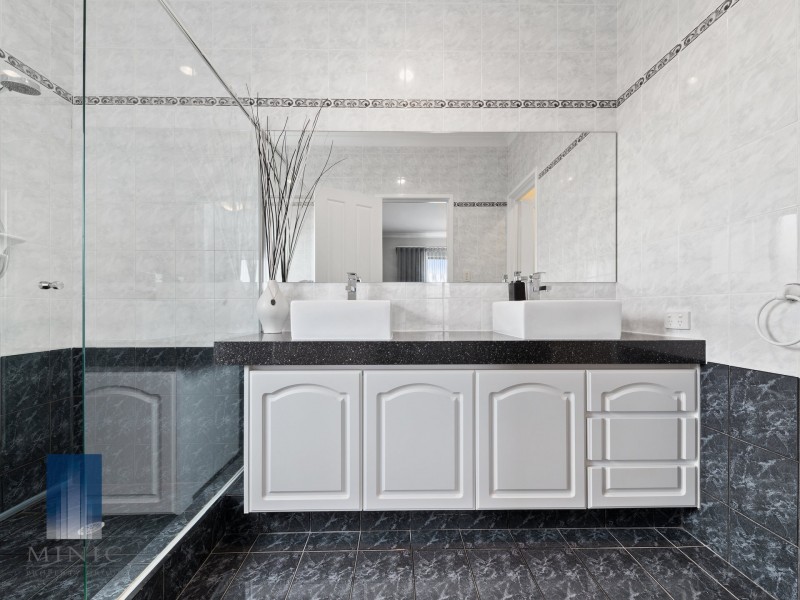 22 Callara Vista, Success WA 6164