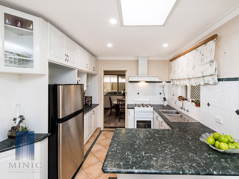 1/64 Vahland Avenue, Riverton WA 6148