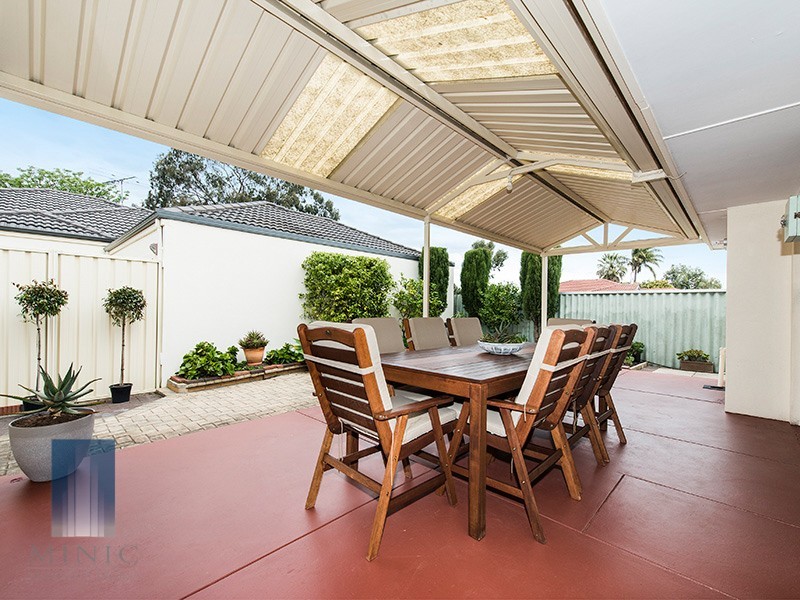 1/64 Vahland Avenue, Riverton WA 6148