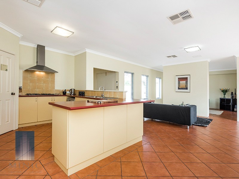 37A Braibrise Road, Wilson WA 6107