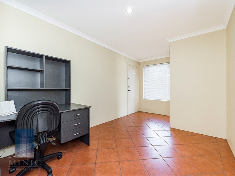 37A Braibrise Road, Wilson WA 6107