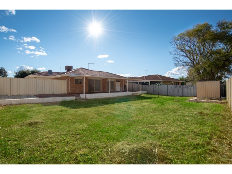 4 Ringtail Place, Brookdale WA 6112