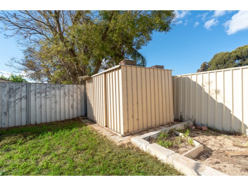 4 Ringtail Place, Brookdale WA 6112