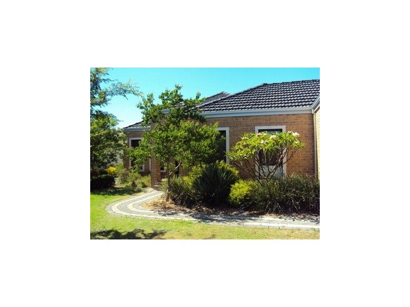 1/4  Holford, Wilson WA 6107