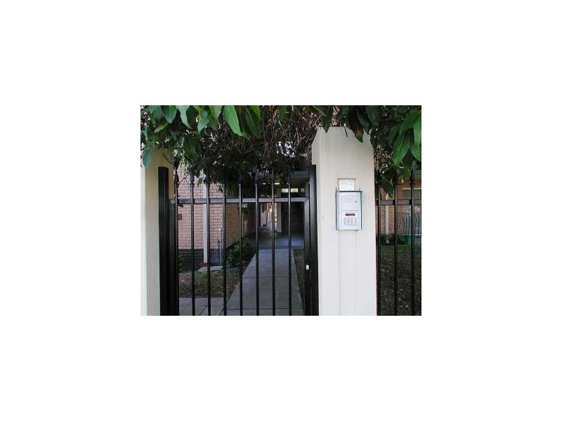 U12 /1045 Albany HWY, St James WA 6102