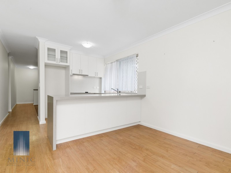 2/13 Golf Road, Parkwood WA 6147