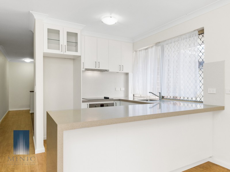 2/13 Golf Road, Parkwood WA 6147