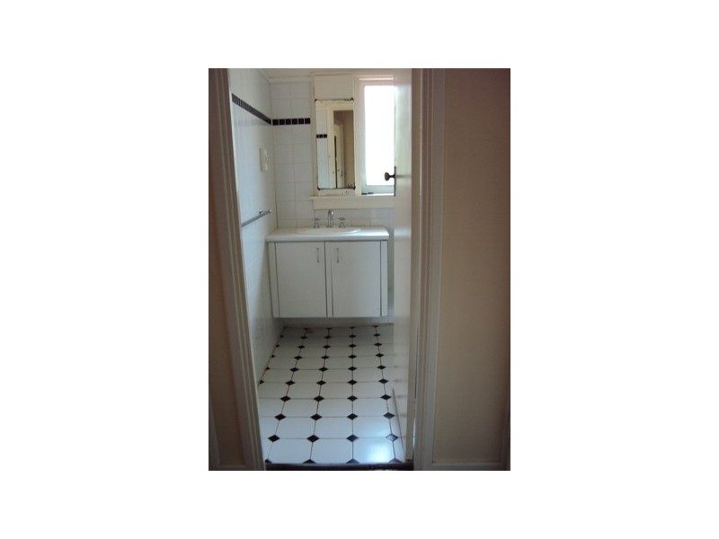 3 Westlake Street, Wilson WA 6107