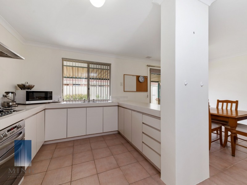 35 Baxter Close, Huntingdale WA 6110