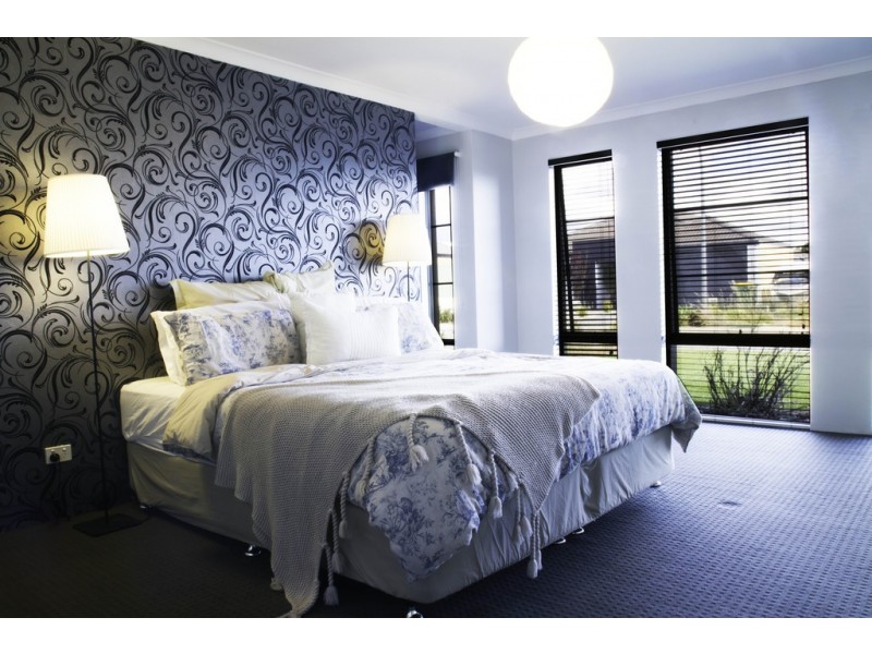 8 Ailette Elbow, Wattle Grove WA 6107