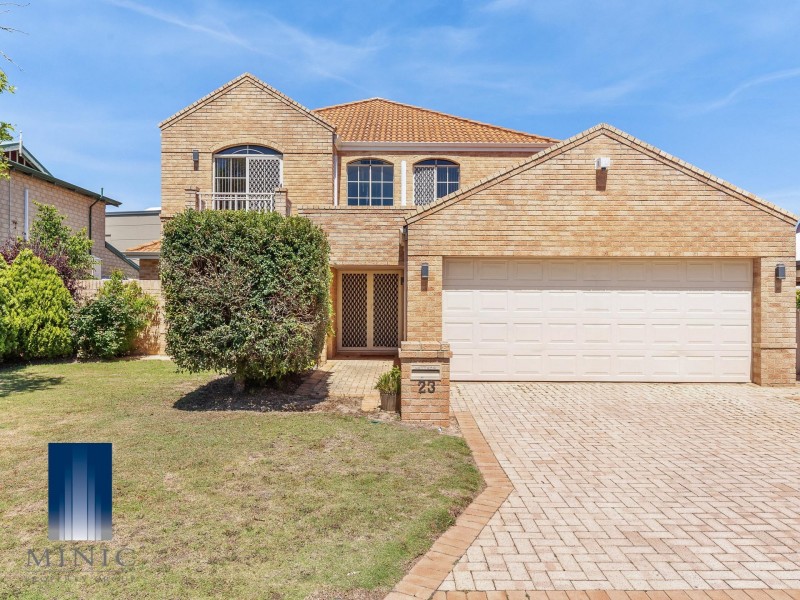 23 Davidia Lake Drive, Canning Vale WA 6155