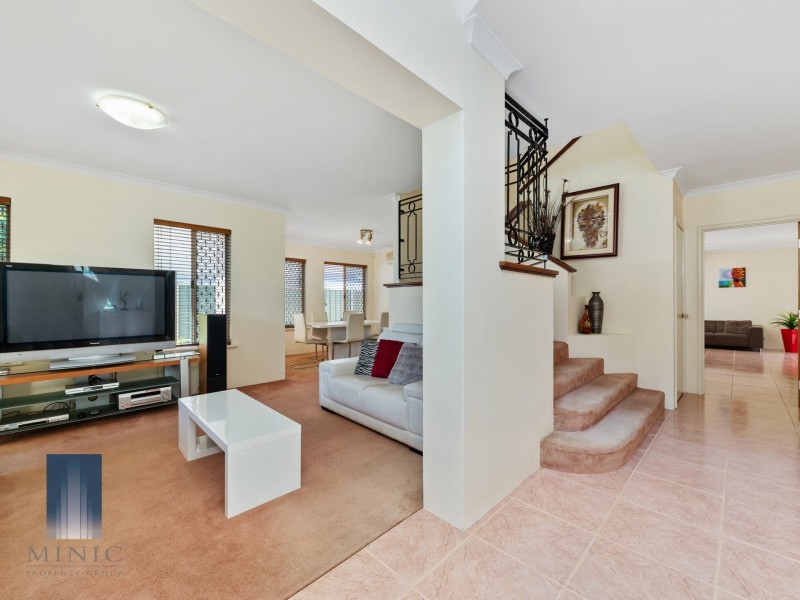 23 Davidia Lake Drive, Canning Vale WA 6155