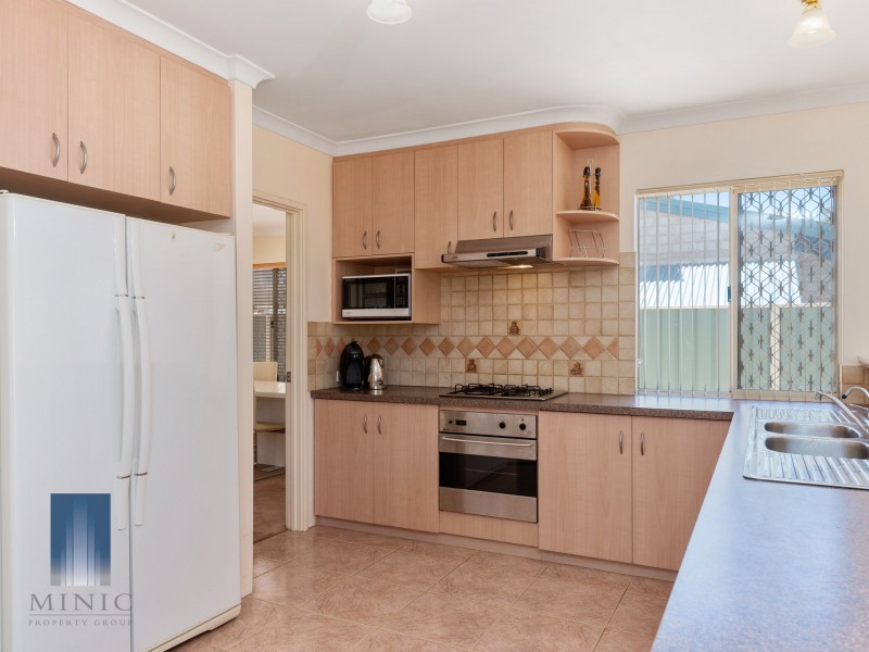 23 Davidia Lake Drive, Canning Vale WA 6155