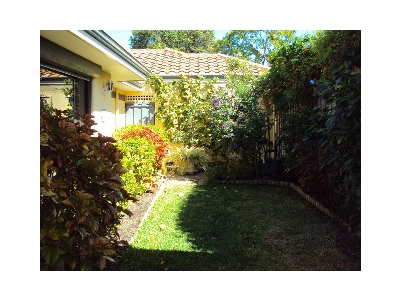 2/48 Tudor Avenue South, Riverton WA 6148