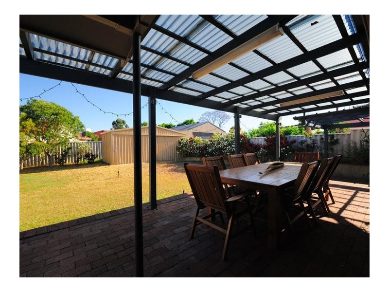 6 Parkhill Way, Wilson WA 6107