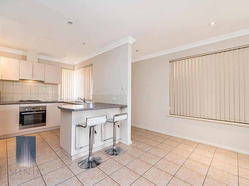 2/28-30 Stockman Way, Cannington WA 6107
