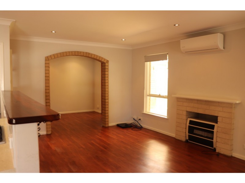 31 Vahland Avenue, Riverton WA 6148