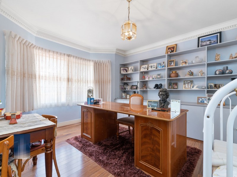 404 Lesmurdie Road, Lesmurdie WA 6076