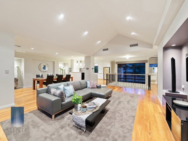 23 Riley Road, Kardinya WA 6163