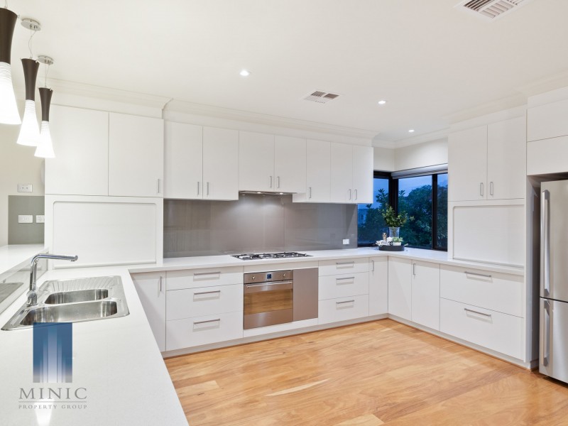 23 Riley Road, Kardinya WA 6163