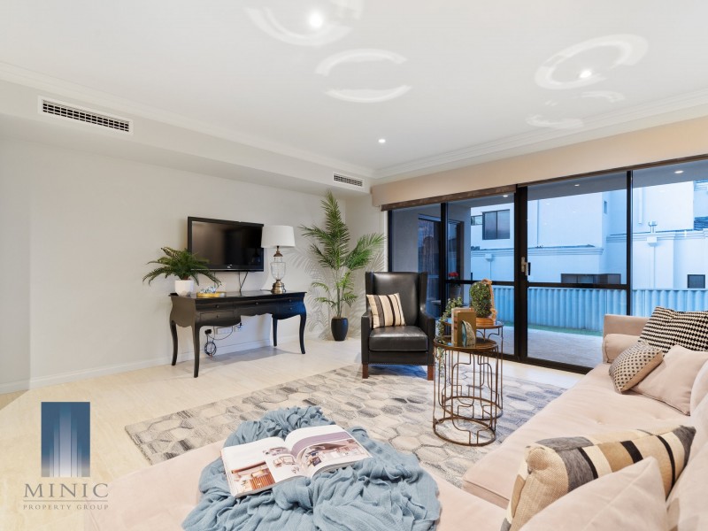 23 Riley Road, Kardinya WA 6163