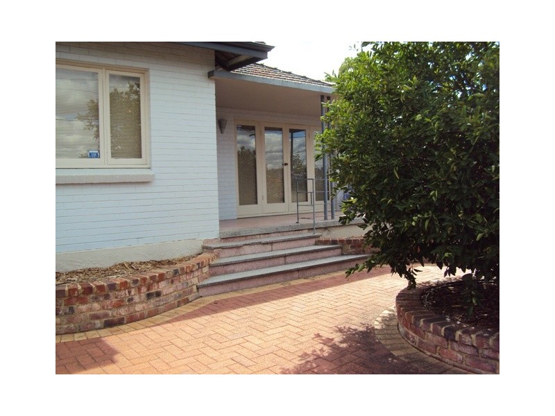 65A Walpole Street, St James WA 6102