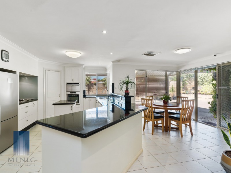 6 Westall Terrace, Leeming WA 6149