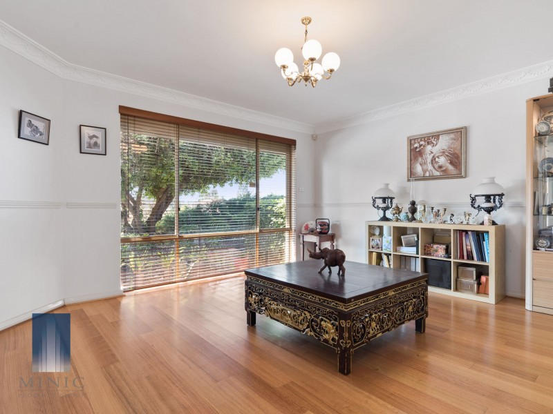 6 Westall Terrace, Leeming WA 6149