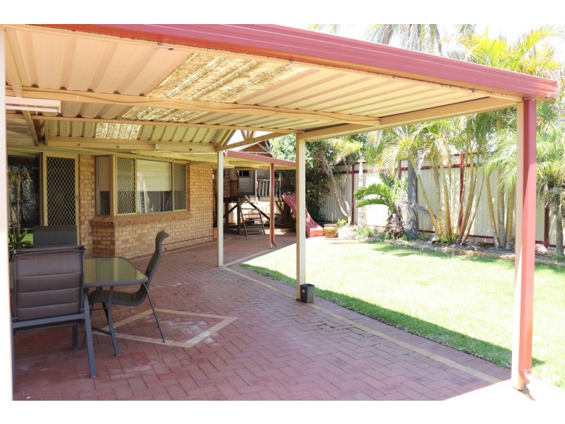 16 Meadowbrook Drive, Parkwood WA 6147