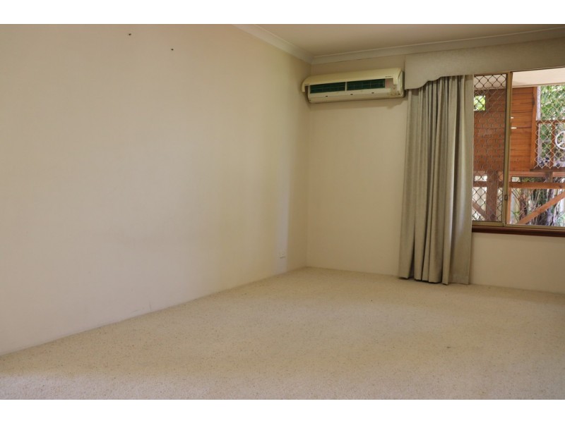 16 Meadowbrook Drive, Parkwood WA 6147