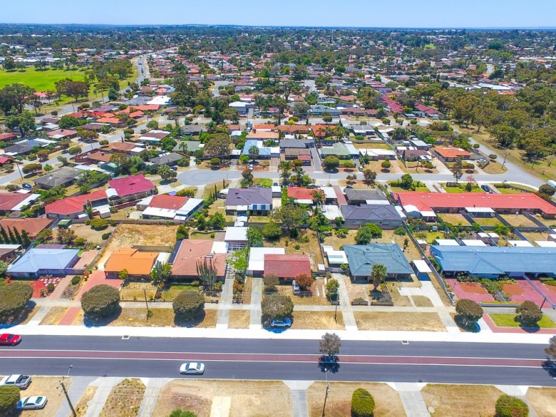 41 Balga Avenue, Balga WA 6061