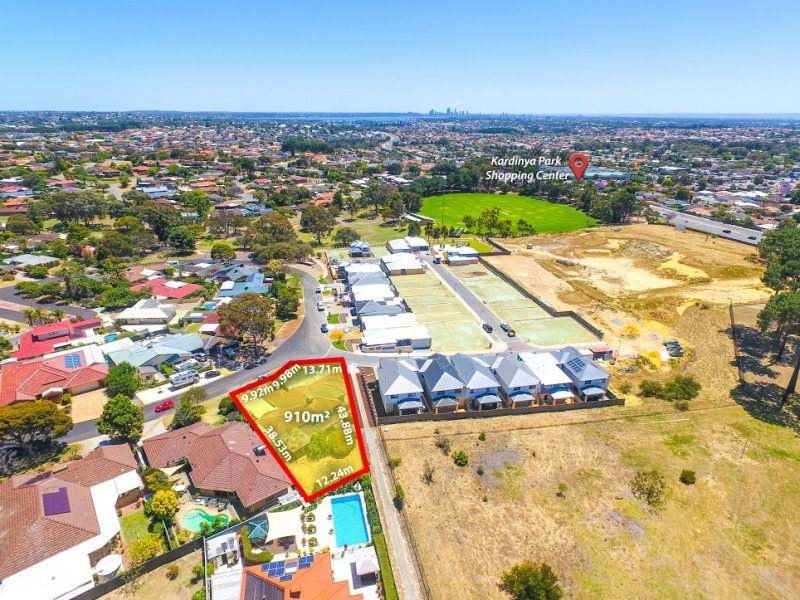 25 Buckingham Crescent, Kardinya WA 6163