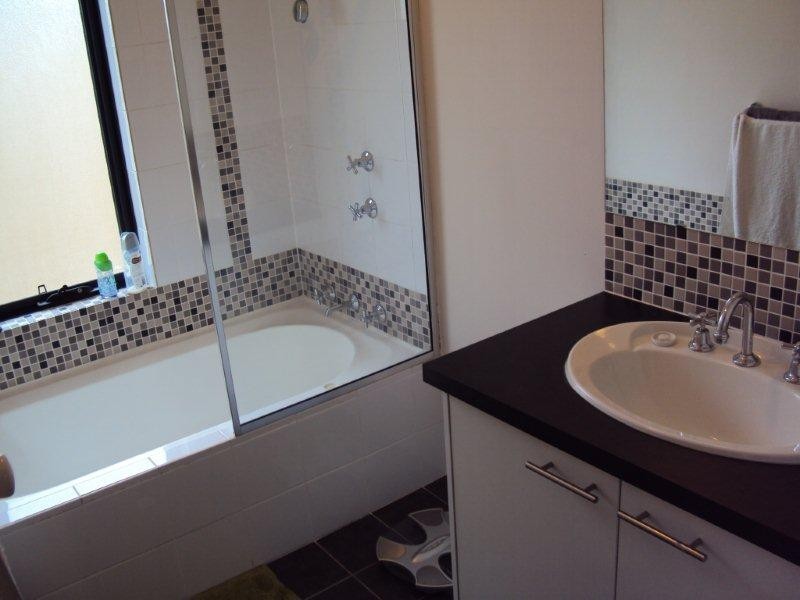24  Farnaby Lane, Beckenham WA 6107