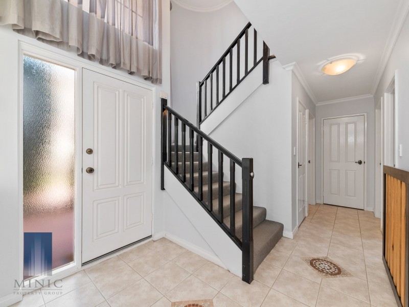 3/455 Riverton Drive East, Riverton WA 6148