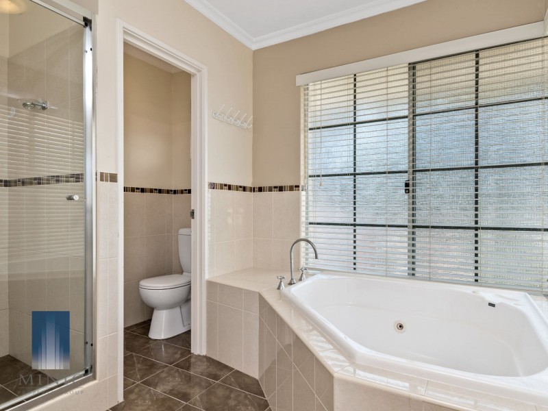 3/455 Riverton Drive East, Riverton WA 6148