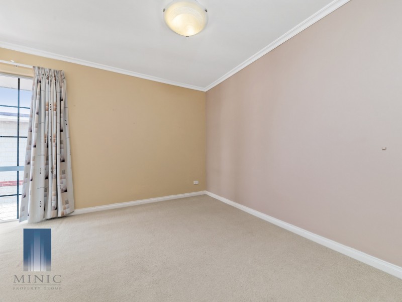 3/455 Riverton Drive East, Riverton WA 6148