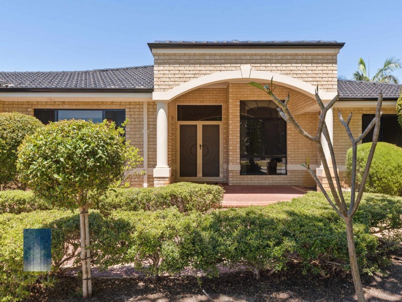 27 Eucalyptus Boulevard, Canning Vale WA 6155