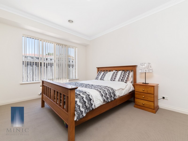 27 Eucalyptus Boulevard, Canning Vale WA 6155