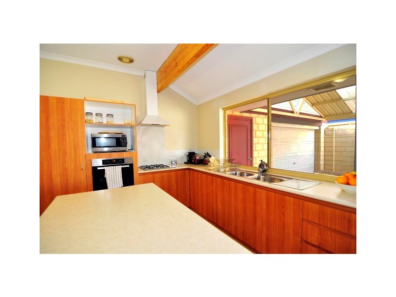 1A Karoonda Road, Booragoon WA 6154