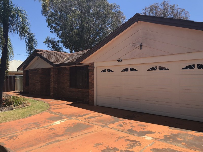 19 Bebington Court, Wilson WA 6107