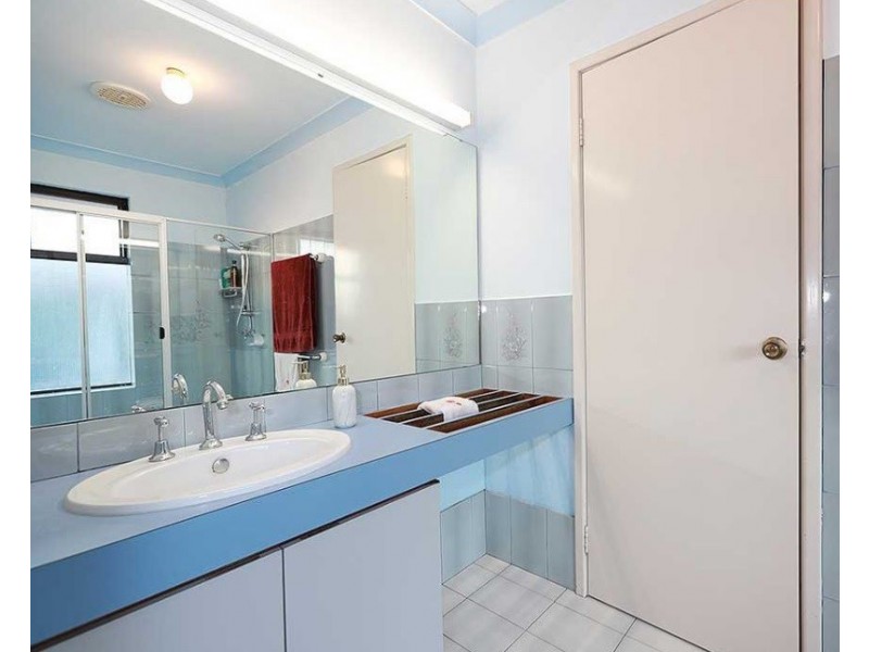 19 Bebington Court, Wilson WA 6107