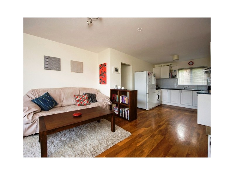 12-1055 Albany HWY, St James WA 6102