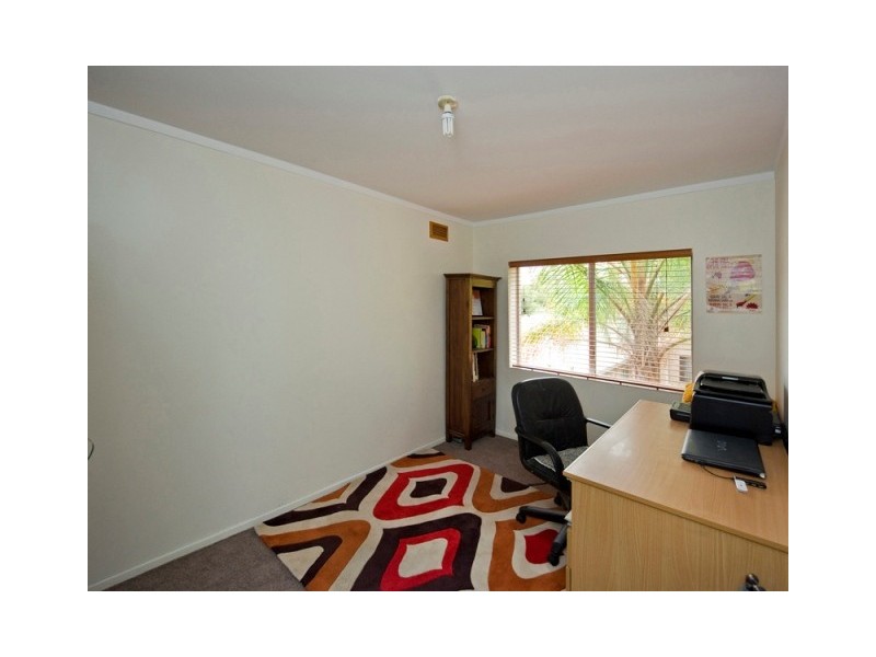 12-1055 Albany HWY, St James WA 6102