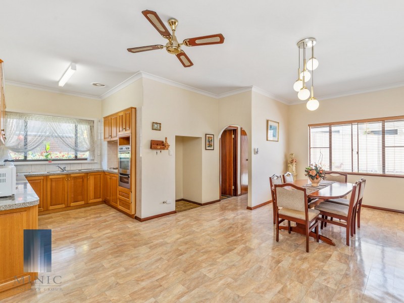 16 Hamilton Road, Hamilton Hill WA 6163