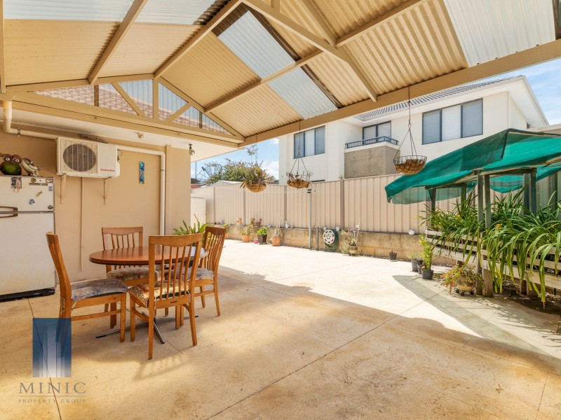 16 Hamilton Road, Hamilton Hill WA 6163