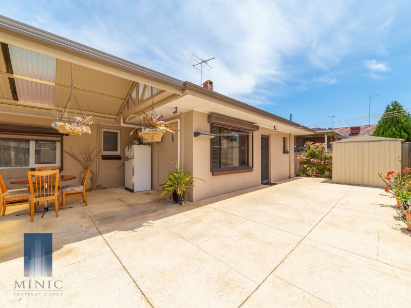 16 Hamilton Road, Hamilton Hill WA 6163