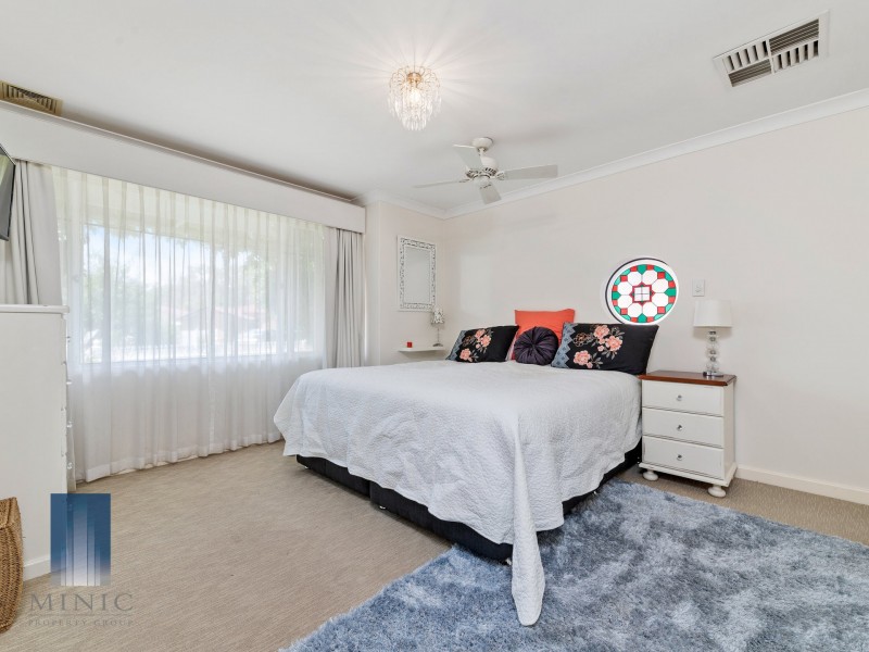 19 Canning River Gardens, Wilson WA 6107
