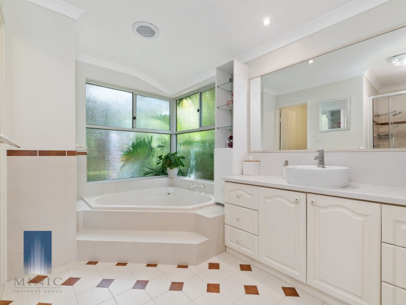 19 Canning River Gardens, Wilson WA 6107